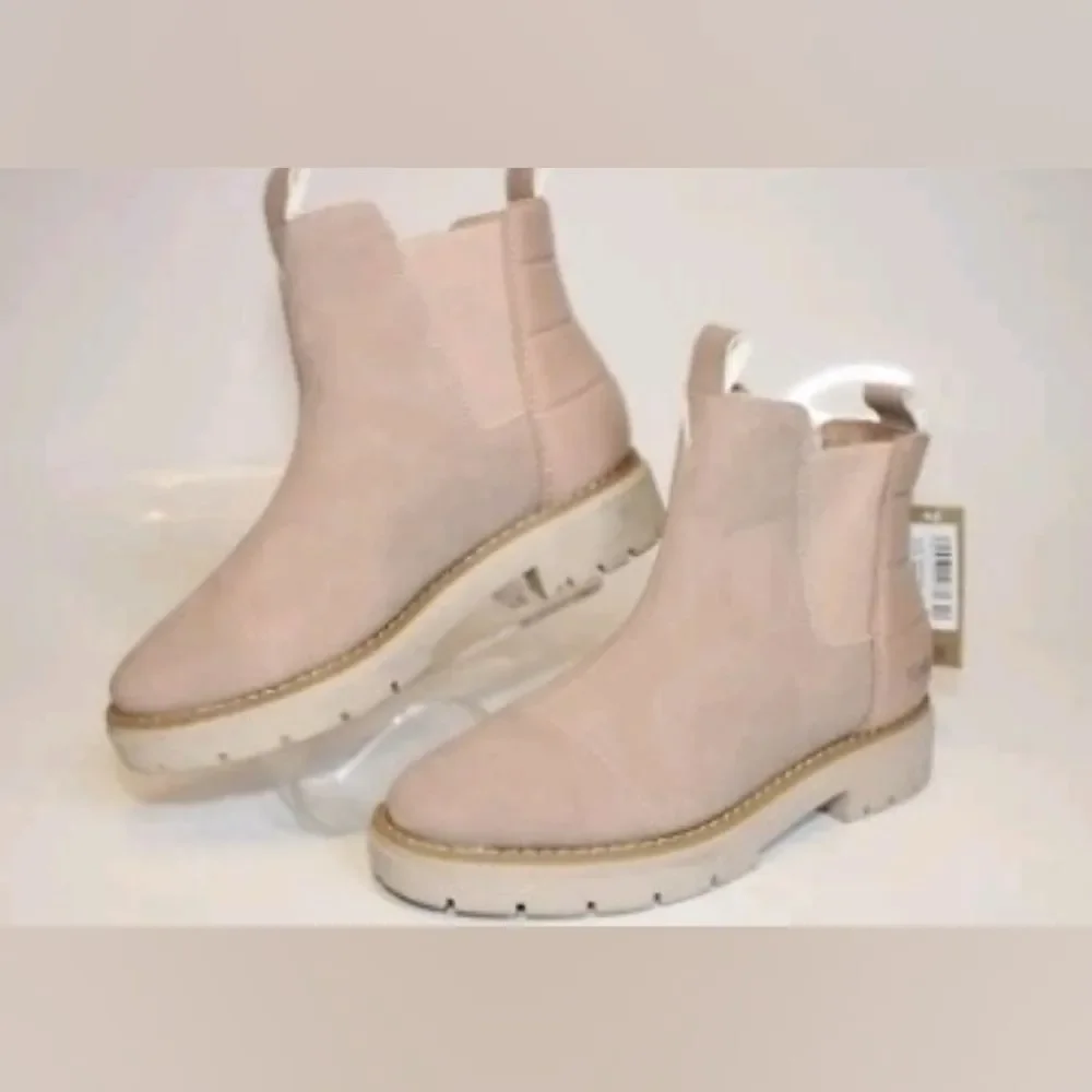 NEW TOMS Skylar Chelsea Blush Taupe Tan Pink Ankle Booties Boots 6